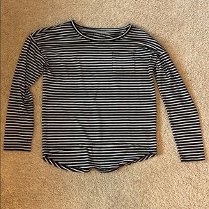High-Low, Long Sleeve Black/White Striped T-Shirt